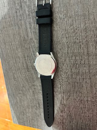 Reloj Guess Hombre Negro y Plateado