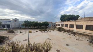 Nave industrial en venta en Crevillent