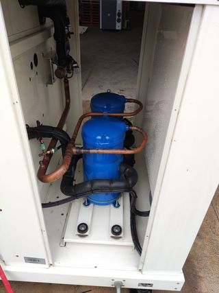 Hitecsa 81.2 kW Chiller