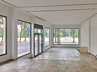 Local comercial en venta en San Enrique-Guadiaro-Pueblo Nuevo en San Roque