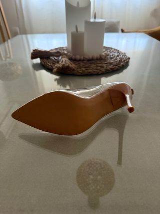 Zapatos transparentes tacón beige