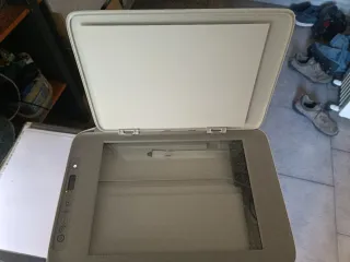 Impresora HP DeskJet 2720e