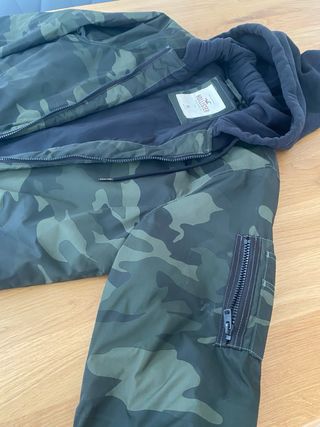 Chaqueta Hollister Camuflaje Talla M