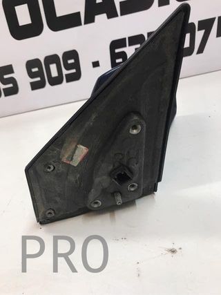 Espejo derecho kia carens