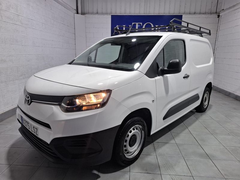 Toyota Proace City 1.5D 75kW (100CV) GX 650kg Media - foto 1