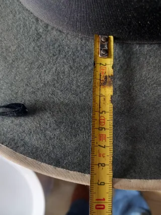 Sombrero da uomo a tesa larga grigio. Regalo con fodera