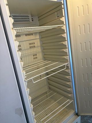 Nevera grande sin congelador