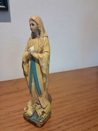 Virgen de Lourdes antigua