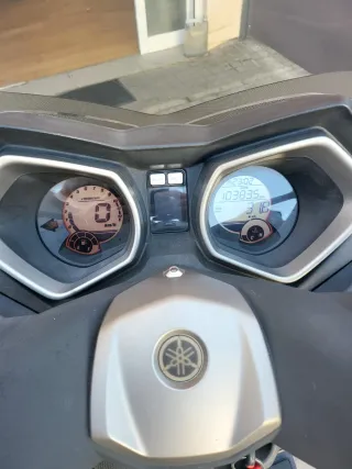 Yamaha XMAX 125 2014 Gris