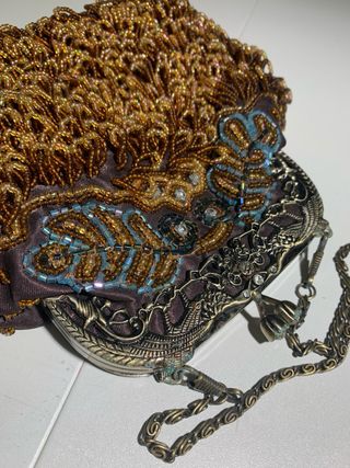 Bolso pedrería metal y cadena