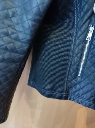 Chaqueta símil piel