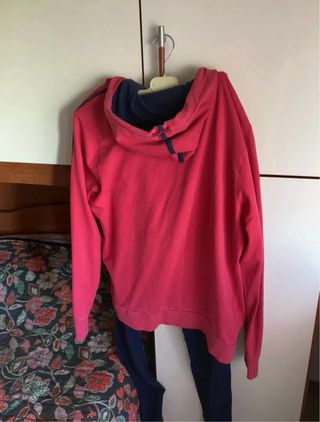 Tuta sportiva Arena blu e rosa