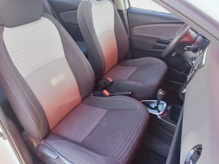 DESDE 236€ AL MES SIN ENTRADA TOYOTA YARIS HIBRIDO