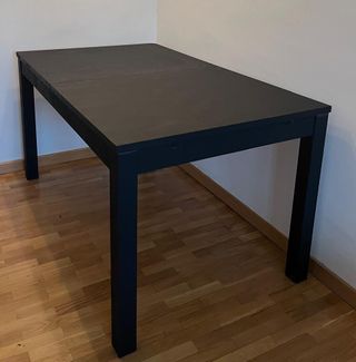 Mesa comedor extensible negra + lámpara cristal