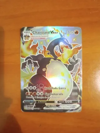 Carta Pokémon Charizard VMAX Gigamax