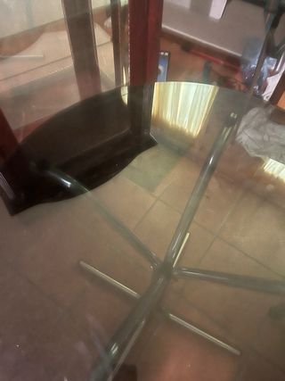 Mesa redonda cristal y metal