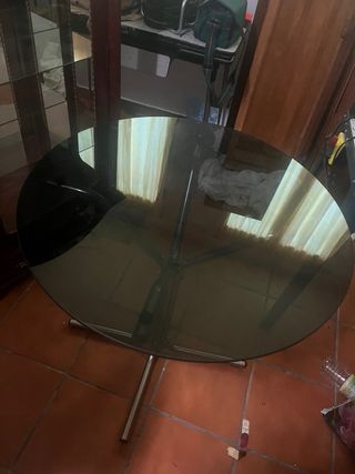 Mesa redonda cristal y metal