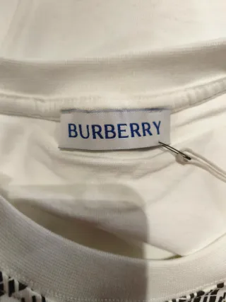 Camiseta Burberry Blanca Estampada