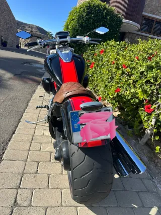 Suzuki Intruder 1800cc Custom