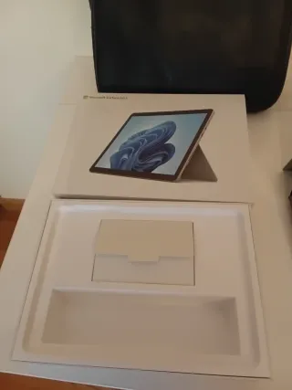 Microsoft Surface Go 3 - 8GB/128ssd/i3