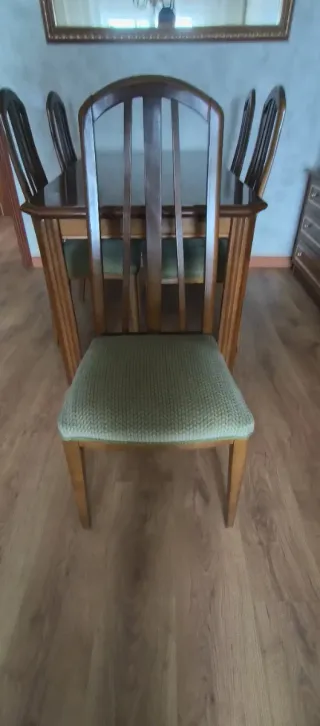 Tavolo da pranzo in legno massello