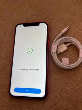 iPhone 12 256GB Rojo