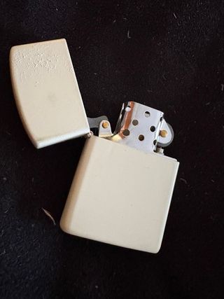 Zippo Blanco Mate