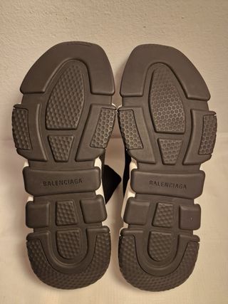 Zapatos Balenciaga Negros y Blancos