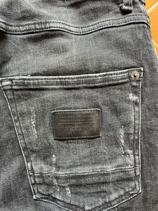 Pantalón Zara Negro Roto