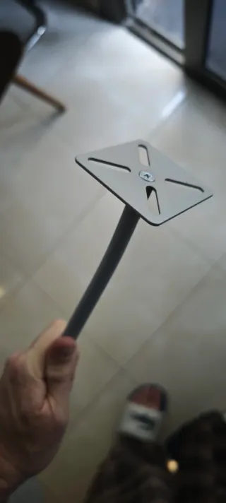 Soporte Hama para altavoces