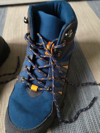 Botas montaña niño T.38