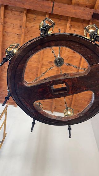 Lámpara Rústica Rueda Salón