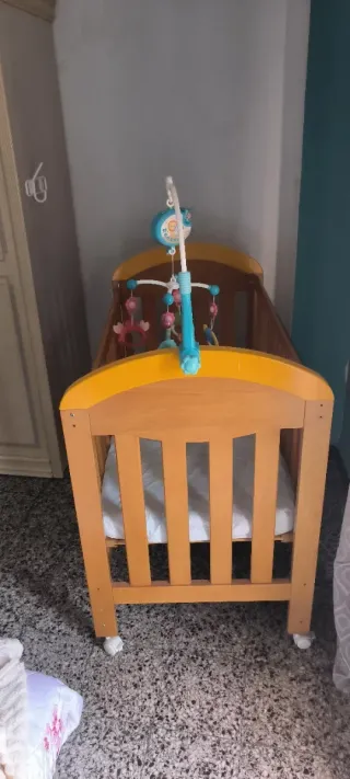 Colchón y cuna