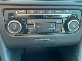 Volkswagen Golf 2.0 Cabrio 2012