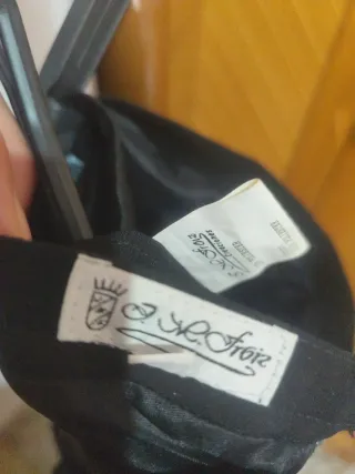 Vestido de fiesta y falda independiente.