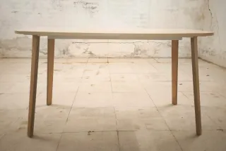 Tavolo da pranzo in legno