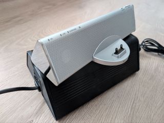 Sony Ericsson MDS-70 CPF-MP001 Audio Dock S-Master