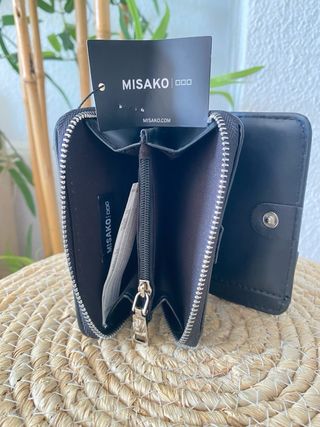 Monedero Misako negro tachuelas