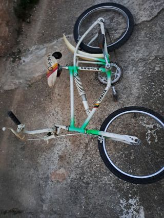 Bicicletas para niñas/os con ruedas de 20"y 24".