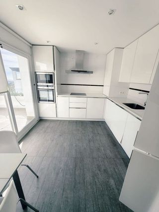 Ático en alquiler en Benahavís