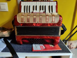 Accordeon Honner Concert I 48 bassi