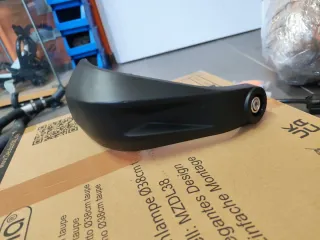 Cubremanetas CFMoto Negro