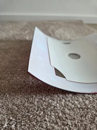 Cornice in vetro decorata con rose e cuori