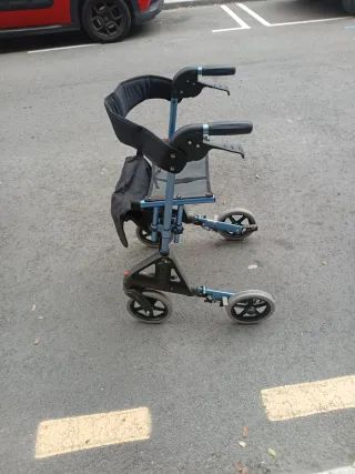 Andador Silla Plegable 3 Ruedas