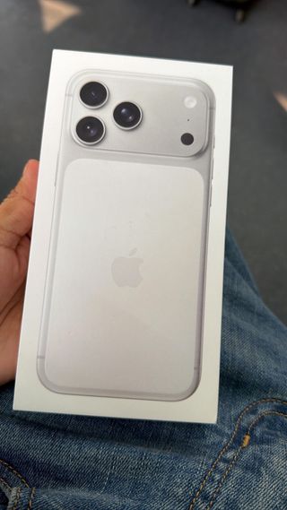 iPhone 17 Pro Max 256GB Plata