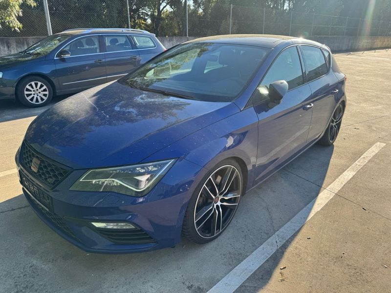 SEAT Leon 2019 - foto 1