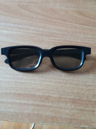 3 occhiali 3d the space cinema €1,5 in totale