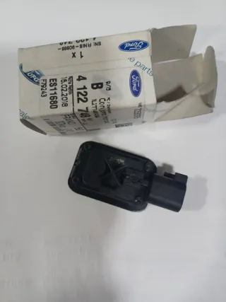 Interruptor Ford Ref. 4 122 748