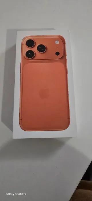 iPhone 17 Pro Naranja