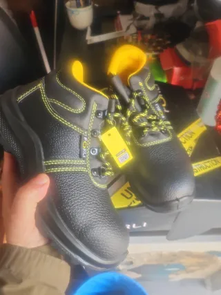 Botas de trabajo Forli con suela de hierro